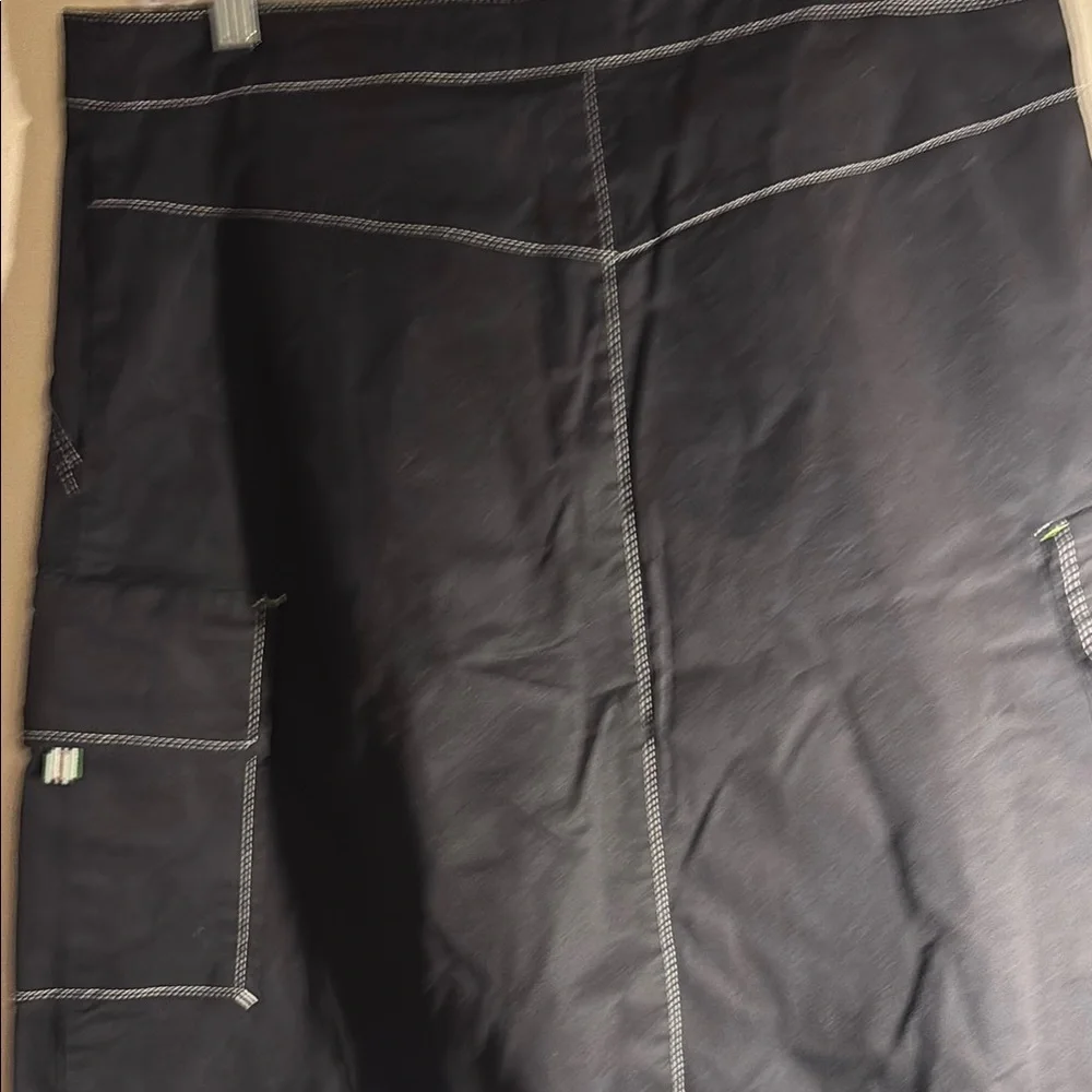 Chic Black A-Line Skirt with Full Silhouette - Picture 4 of 9